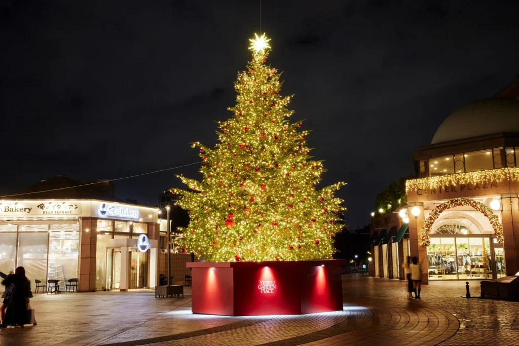 Picture of Christmas tree in Ebisu